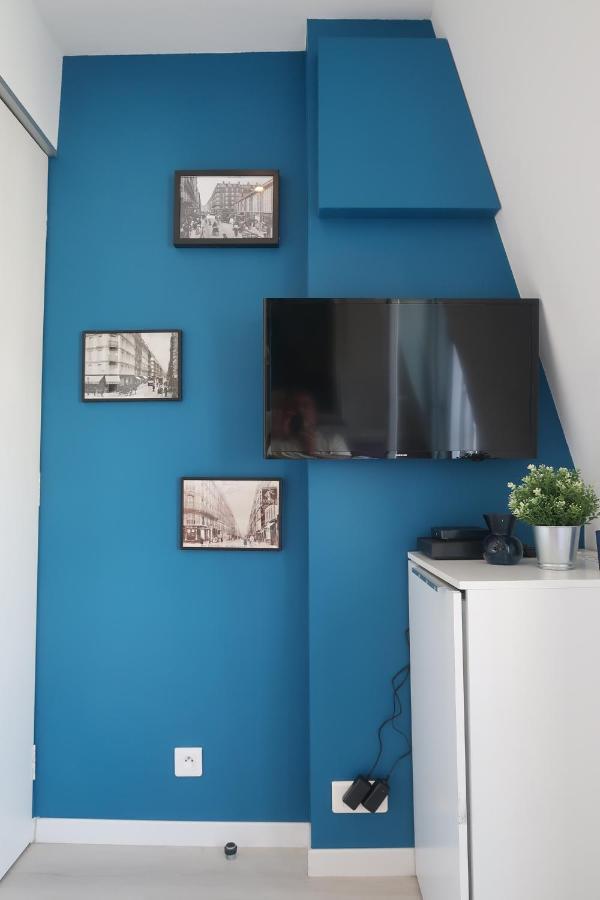 17 - Coeur Batignolles - Beau 10 M2 -110 Sqf - Etat Neuf - Calme - Ideal Personne - Single Occupancy