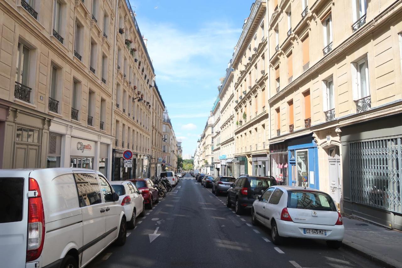 17 - Coeur Batignolles - Beau 10 M2 -110 Sqf - Etat Neuf - Calme - Ideal Personne - Single Occupancy Appartement *