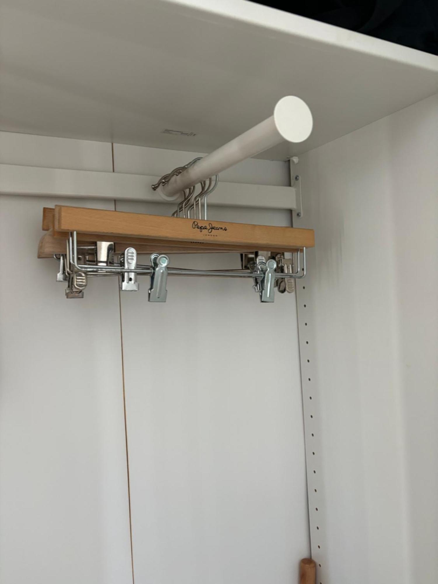 Appartement 17 - Coeur Batignolles - Beau 10 M2 -110 Sqf - Etat Neuf - Calme - Ideal Personne - Single Occupancy